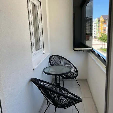 Apartment Stan Na Dan Viktor-lukavica *