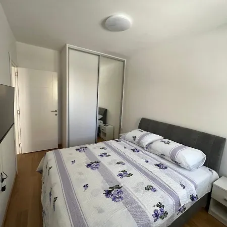 Stan Na Dan Viktor-lukavica Apartmán Sarajevo