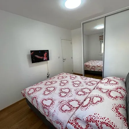 Stan Na Dan Viktor-lukavica *