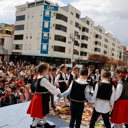 Stan Na Dan Viktor-lukavica Apartmán